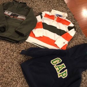 Set of 2T clothes EUC